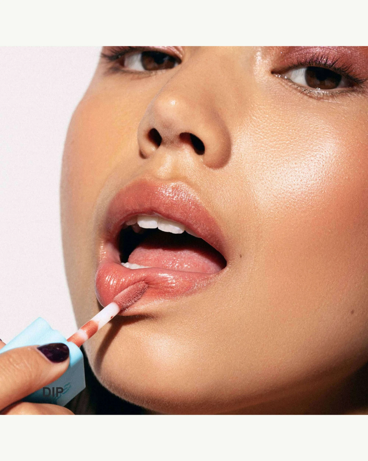 Wet Lip Oil Plumping Treatment Gloss 14 Wet Lip Oil Plumping Treatment Gloss - Image 14