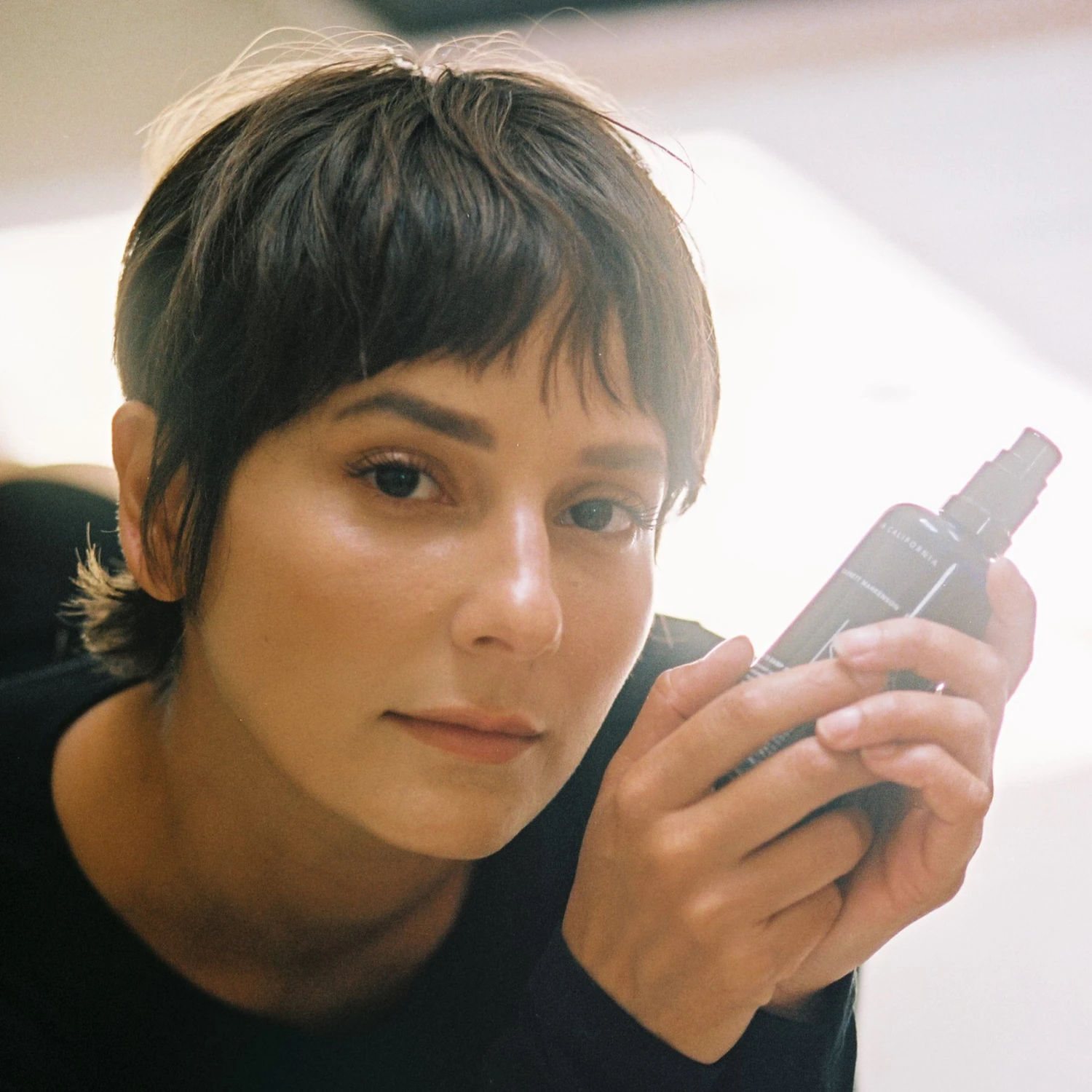 Milk Anti-Frizz Leave-In Nourishing Treatment 6 Milk Anti-Frizz Leave-In Nourishing Treatment - Image 6