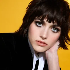 Jillian Dempsey Eyeliner 25 Jillian Dempsey Eyeliner -Fashion Makeup & Care 220223 JillianDempsey 04 1046copy