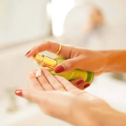 Resurfacing Serum 13 Resurfacing Serum -Fashion Makeup & Care 34 ResurfacingSerum LifestyleSkin 1