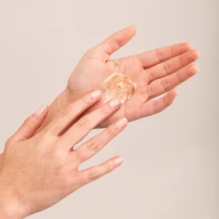 The Impossible Glow -Fashion Makeup & Care 5060139726894 4