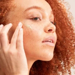 The Impossible Glow -Fashion Makeup & Care 5060139726894 6