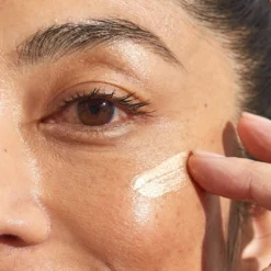 The Impossible Glow -Fashion Makeup & Care 5060139727563 6 d214fcd9 2b1c 43a1 8551 4f67212bddb5