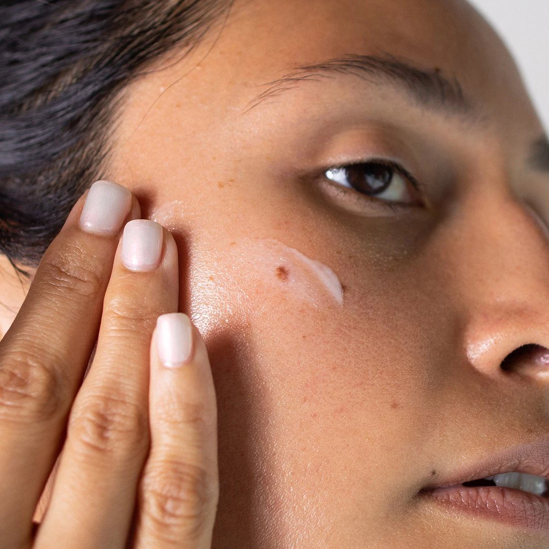 Radiance Repair Serum 4 Radiance Repair Serum - Image 4