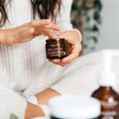 Skin Savior Multi-Tasking Wonder Balm -Fashion Makeup & Care 6C1A1711