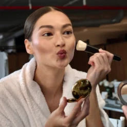 Westman Atelier Blender Brush 7 Westman Atelier Blender Brush -Fashion Makeup & Care 810102030238 02