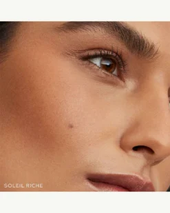 Beauty Butter Powder Bronzer -Fashion Makeup & Care 810102030658 03 scaled