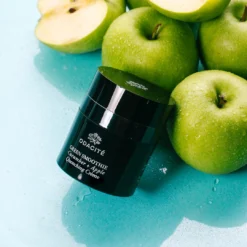 Green Smoothie Quenching Crème -Fashion Makeup & Care 850008143236 lifestyle2