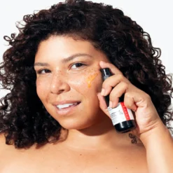 All-Embracing Hydrating Serum 17 All-Embracing Hydrating Serum -Fashion Makeup & Care AESFaceSwatch