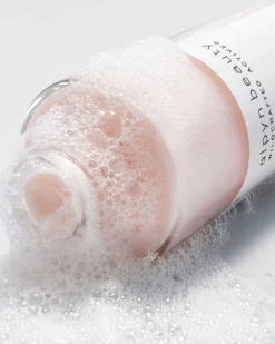 PlantGenius Creamy Bubbling Cleanser 13 PlantGenius Creamy Bubbling Cleanser -Fashion Makeup & Care AlpynBeauty CreamyBubblingCleanser Lifestyle 07 scaled