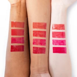 Desert Rose Lip + Cheek Oil -Fashion Makeup & Care AthrBeauty productshots Swatches