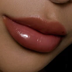 Thorn Bite Peptide Plump Crème Lip Oil -Fashion Makeup & Care BITE 03RoseBiteMacro2