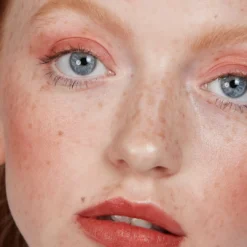 Strawberry + Cherry Balmie Duo -Fashion Makeup & Care CHERRY Axiology2020day2 0246crop