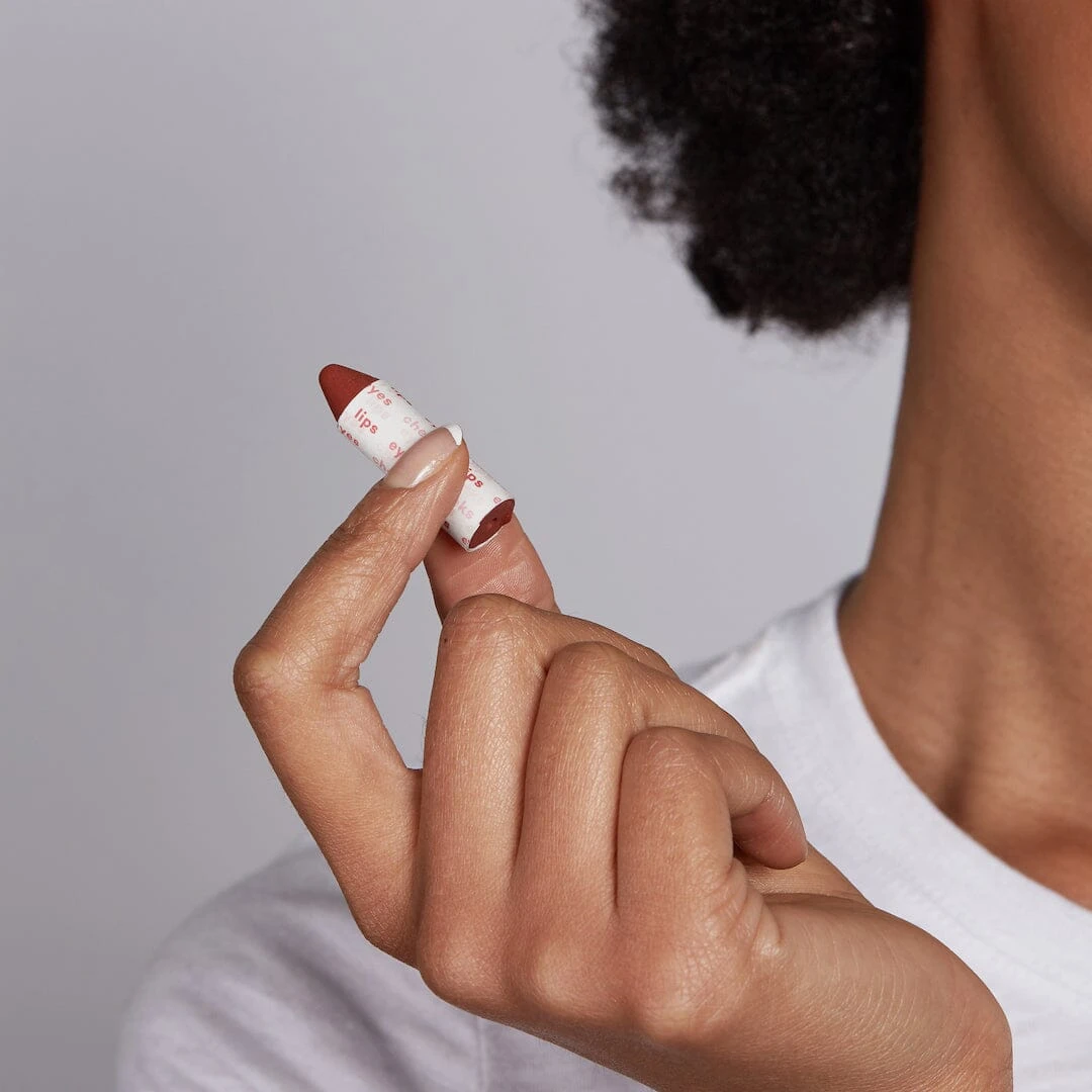 Lip-to-Lid Balmie 19 Lip-to-Lid Balmie - Image 19