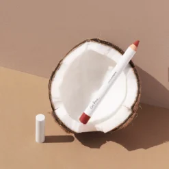 Coco Crayon -Fashion Makeup & Care CocoCrayonCharm 1080x1080 7