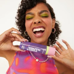 Pregame Setting Spray 16 Pregame Setting Spray -Fashion Makeup & Care Credo SettingSpray Lifestyle2 1080x1080 aaafd4c3 3320 4394 8a96 602b9f87e94a