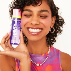 Pregame Setting Spray 14 Pregame Setting Spray -Fashion Makeup & Care Credo SettingSpray Lifestyle6 1080x1080 501714d2 1e0a 4b68 b48d 9b5b334547da