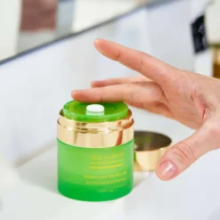 Water-Lock Moisturizer 21 Water-Lock Moisturizer -Fashion Makeup & Care DSC00819