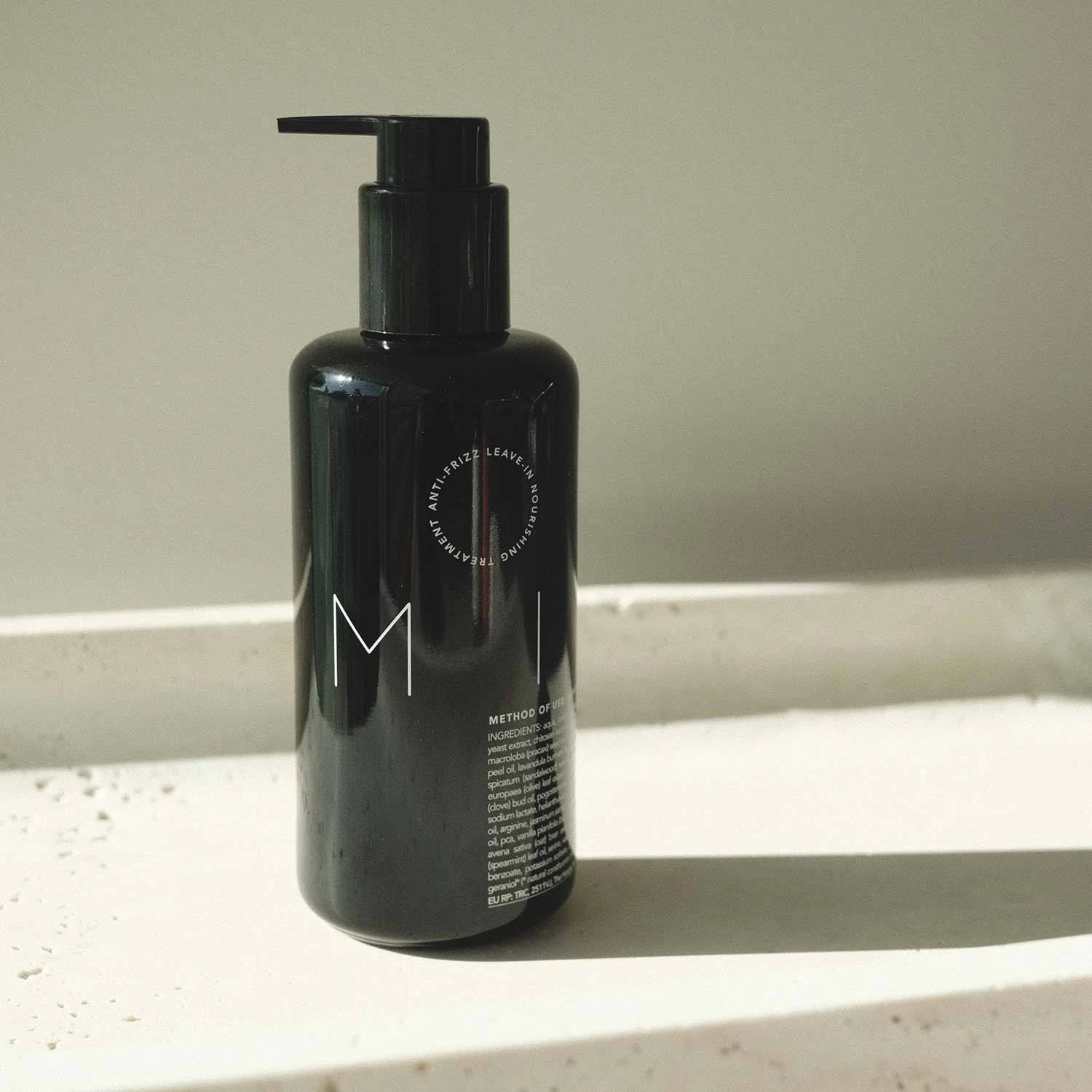 Milk Anti-Frizz Leave-In Nourishing Treatment 3 Milk Anti-Frizz Leave-In Nourishing Treatment - Image 3