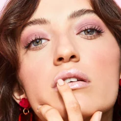 Dew Me Lip Gloss 23 Dew Me Lip Gloss -Fashion Makeup & Care Dew Me Gloss Ethereal 08