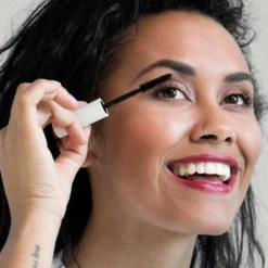 Avocado Waterproof Mascara -Fashion Makeup & Care EP MascarasAvocado Web7