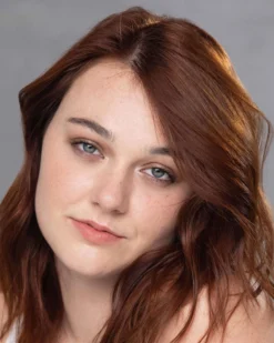 SmartColor Color Protecting Shampoo 7 SmartColor Color Protecting Shampoo -Fashion Makeup & Care Evolvh SmartColorColorProtectShampoo Model 03 scaled