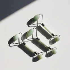 The De-Puffing Jade Facial Roller 9 The De-Puffing Jade Facial Roller -Fashion Makeup & Care FRJA01 23 cb99f28f 29ef 47ef 8164 8e2df1ccd7ab