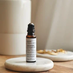 Hyaluronic Eye Complex 9 Hyaluronic Eye Complex -Fashion Makeup & Care HYALURONICEYECOMPLEX LIFESTYLEPHOTOGRAPHY