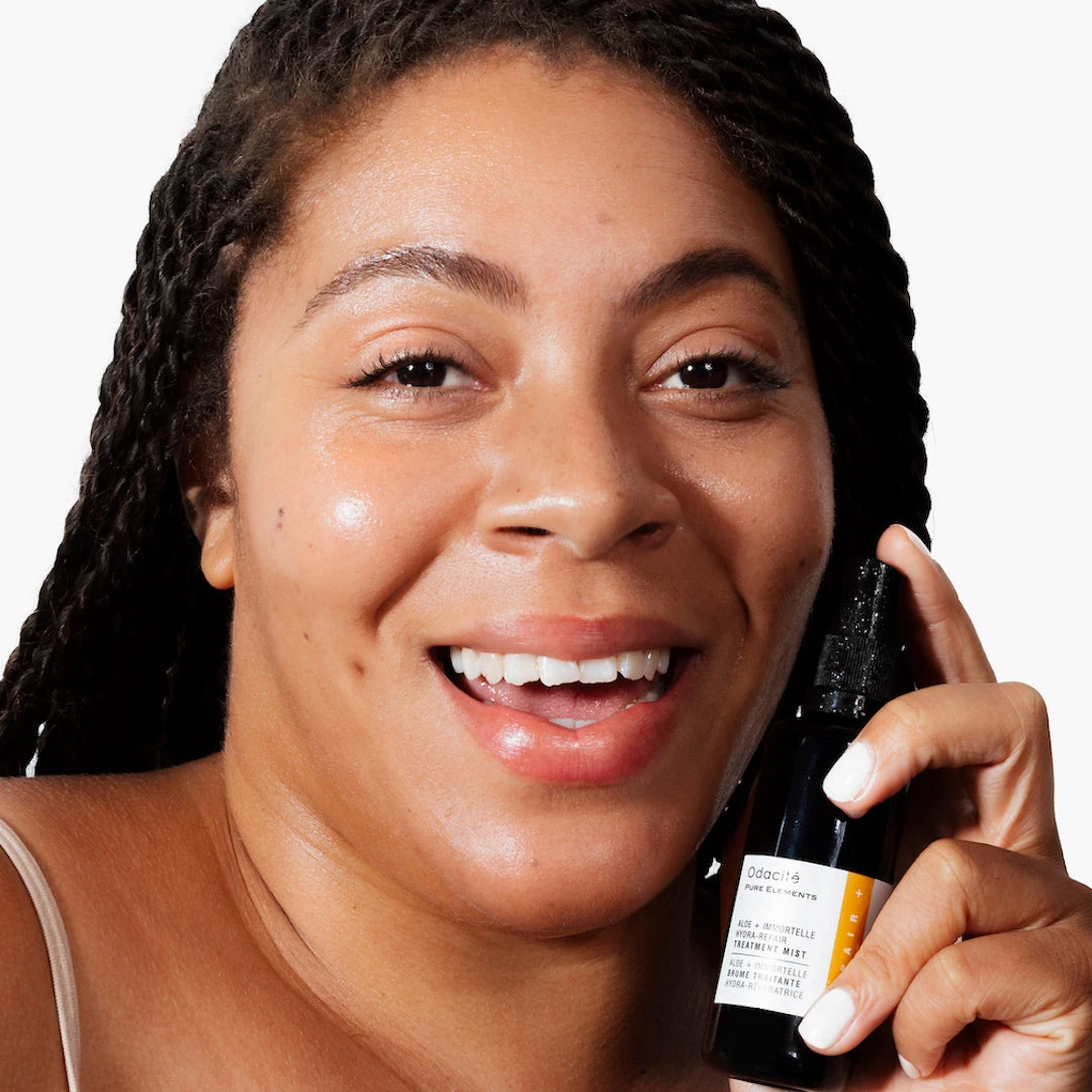 Aloe + Immortelle Hydra-Repair Treatment Mist 3 Aloe + Immortelle Hydra-Repair Treatment Mist - Image 3