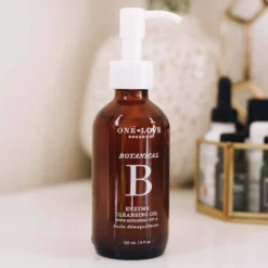 Botanical B Enzyme Cleansing Oil + Makeup Remover -Fashion Makeup & Care IMG 4431