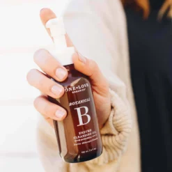 Botanical B Enzyme Cleansing Oil + Makeup Remover -Fashion Makeup & Care IMG 4511