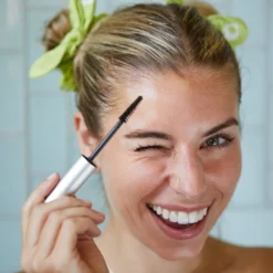 PHYTO-PIGMENTS Sonoma Nights Mascara -Fashion Makeup & Care JB Sonoma Nights Before After Model 04 scaled