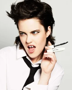 Flyk Trick Mascara -Fashion Makeup & Care JillianDempsey FlykTrick Lifestyle 04 scaled