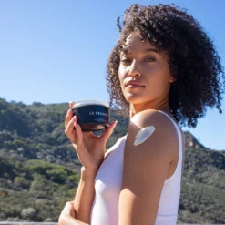 Plumbody™ Body Créme 22 Plumbody™ Body Créme -Fashion Makeup & Care JvP 012423 454