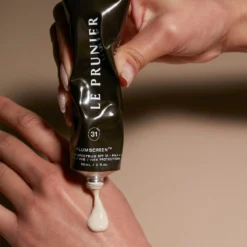 Plumscreen SPF 31 -Fashion Makeup & Care JvP 013121 6803