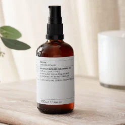 Kalahari Dream Cleansing Oil -Fashion Makeup & Care KalahariCleansingOil 100ml LifestyleImage