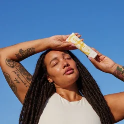 Cloud Cover Body SPF 35 -Fashion Makeup & Care L4A6233