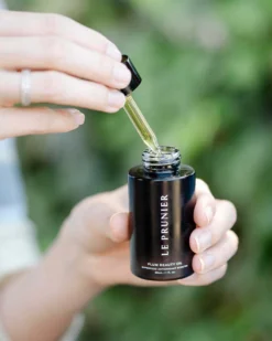 Plum Beauty Oil 21 Plum Beauty Oil -Fashion Makeup & Care LePrunier PlumBeautyOil Lifestyle 08 scaled