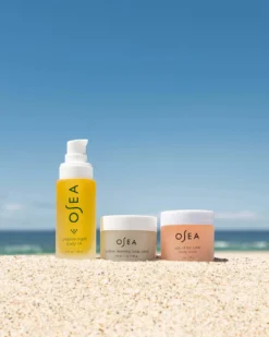 Glow To Go Starter Set 5 Glow To Go Starter Set -Fashion Makeup & Care OSEA GlowToGoStarterSet Lifestyle 03 scaled