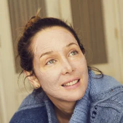 Purifying Mask -Fashion Makeup & Care PurifyingMask Model 2400x3680px 300dpi