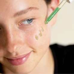 Quandong Green Booster Serum -Fashion Makeup & Care QuandongGreenSerum 1080x1080 3