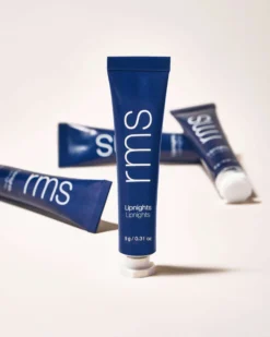 RMS Beauty Lipnights Overnight Lip Mask 13 RMS Beauty Lipnights Overnight Lip Mask -Fashion Makeup & Care RMS LipNightsOvernightMask Lifestyle 07 scaled