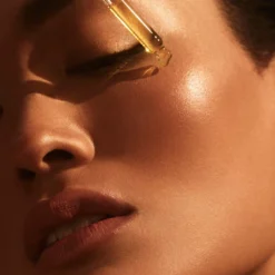 Elixir Restorative Face Oil 15 Elixir Restorative Face Oil -Fashion Makeup & Care ROEN ELIXIR FACE OIL 070