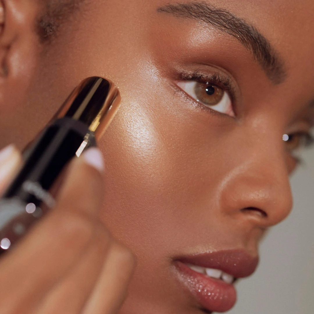 RÓGLOW Skin Stick Highlighter 8 RÓGLOW Skin Stick Highlighter - Image 8