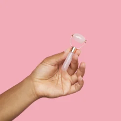 Rose On Rose Face Roller Petite 7 Rose On Rose Face Roller Petite -Fashion Makeup & Care RORRP ModelPink