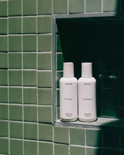 Fashion Makeup & Care -Fashion Makeup & Care Reverie Conditioner Lifestyle 02 scaled