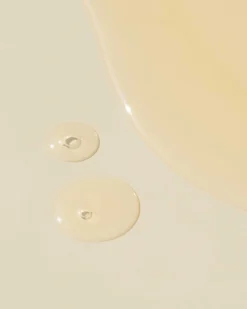 Shampoo 17 Shampoo -Fashion Makeup & Care Reverie Shampoo Swatch 02 scaled