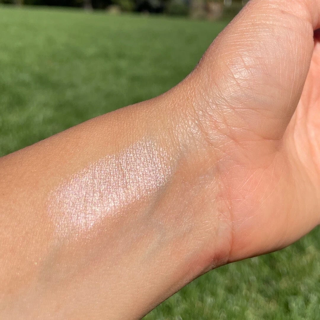 Lip-to-Lid Balmie Highlighter 11 Lip-to-Lid Balmie Highlighter - Image 11