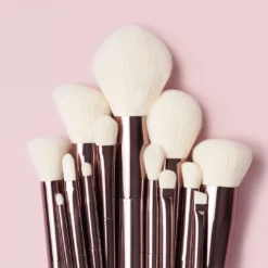 Sustainable Luxury Conceal And Define Brush 7 Sustainable Luxury Conceal And Define Brush -Fashion Makeup & Care SLB 2 f9e42f34 a787 4619 9582 d96603ed427a