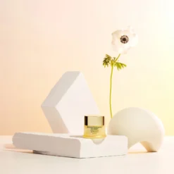 Boosted Contouring Eye Balm 11 Boosted Contouring Eye Balm -Fashion Makeup & Care SNC BOOSTEDCONTOURINGEYE2 300dpi 2400x3680px